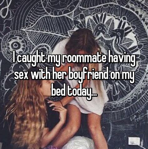 15 people share the weirdest things they caught their roommates doing