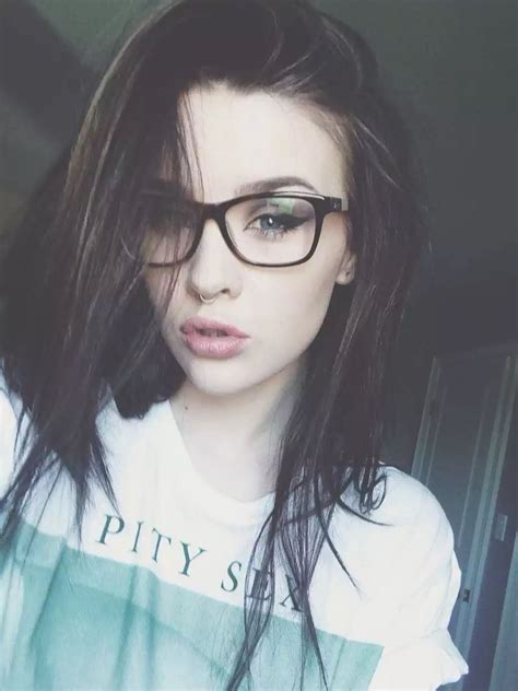 Pin By Speed Of Life On Nerd Piercing Girls With Glasses Portrait Girl