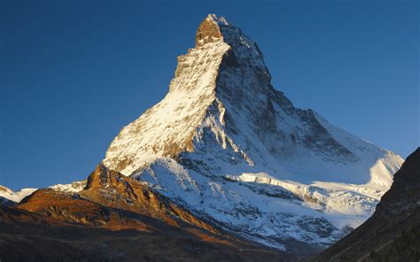 Zermatt Matterhorn Avalanche Risk Leaves Thousands Stranded | Travel ...