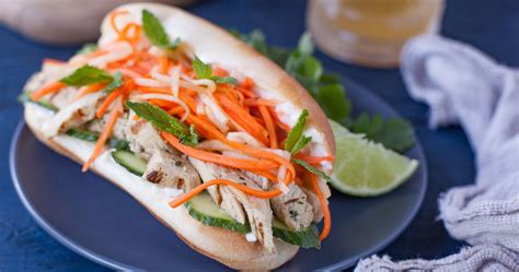 Vietnamese Sandwich Recipe With Grilled Chicken Banh Mi