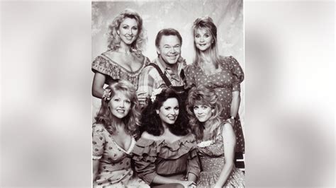 Roy Clark’s ‘hee Haw’ Co Star Victoria Hallman Shocked Over Singer’s Death Says He Was Born To