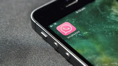 Beware Of The Latest Pink Whatsapp Scam And How To Stay Safe