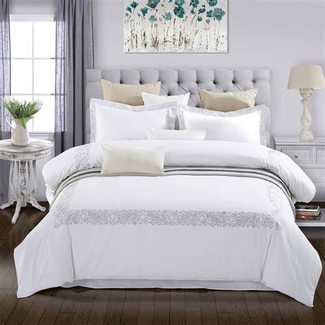 Superior Cotton Embroidered Duvet Cover Set Full Queen White