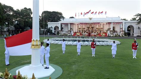 Ukuran Tiang Bendera Merah Putih Di Istana Negara Tourist Imagesee Porn Sex Picture