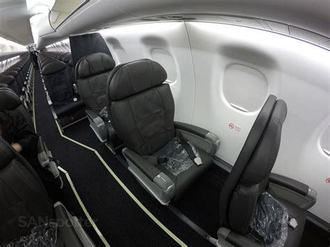 American Eagle Airlines Embraer Erj 175 First Class Cabin Configuration