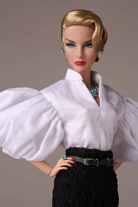 Merveilleuse Agnes Von Weiss Barbie Dress Fashion Fashion Dolls Fashion Royalty Dolls