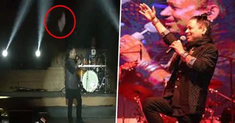 Shocking Kailash Kher Gets Attacked During Hampi Utsav Know What Happened Next Video