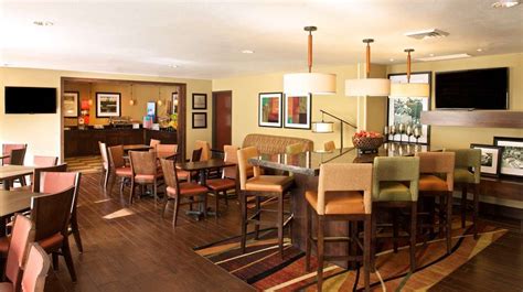 Hampton Inn Phoenix Airport North 601 N 44th St Phoenix Az 85008 Usa