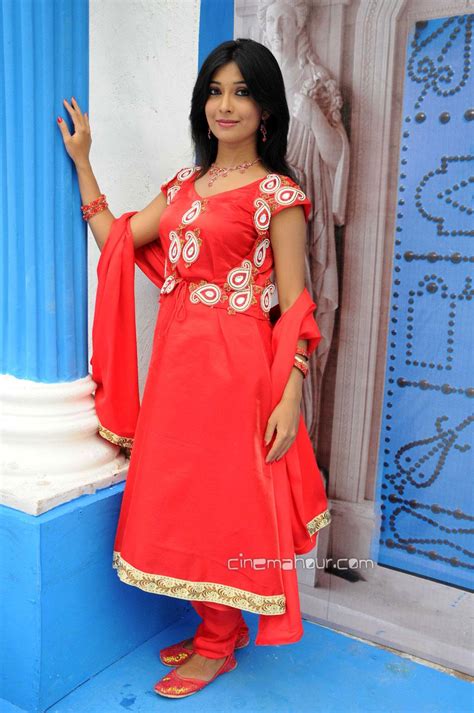 Mallu Girl Beautiful Radhika Pandit Pics In Red Suit Mallu Actress Photo Mallu Aunty Photo Album