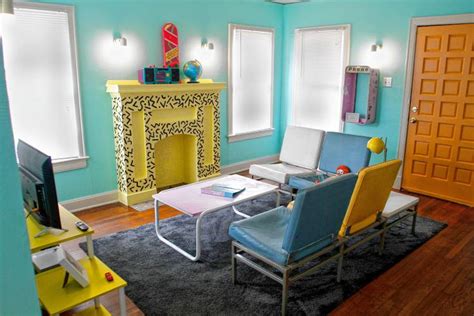 Why This 80s Themed Airbnb Went Viral