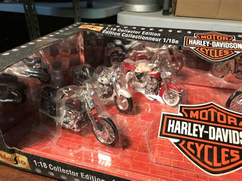 Maisto Collector Edition Motor Harley Davidson 118 Motor Cycle Models