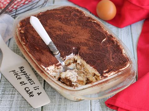 Di savoiardi• savoiardi •150 gr. Il tiramisu senza uova crude è facile e veloce, con una ...