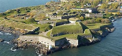 The Island Fortress of Suomenlinna - The Gem in Helsinki's Archipelago ...