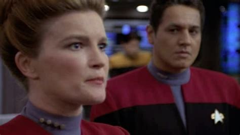 Watch Star Trek Voyager Season 1 Episode 3 Star Trek Voyager Parallax Full Show On