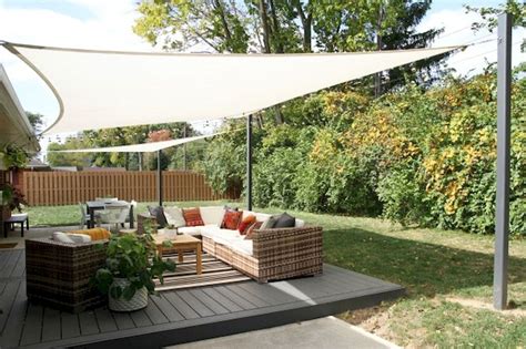 Love the globe lights woven through the shades. Cleverly diy porch patio decorating ideas (20) | Backyard ...