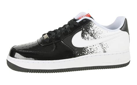 After reconstructing with crater tech, the nike air force 1 is opting for a look purely cosmetic. Archive | Nike Air Force 1 Low Premium | Sneakerhead.com ...