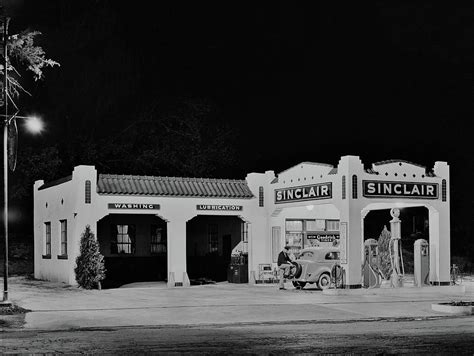 Filling Up At The Sinclair Gas Station 1939 Photograph By Russell Lee