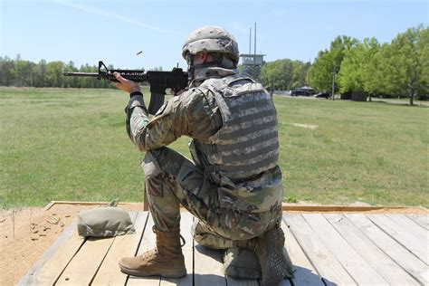 Army To Test A New Lighter Body Armor Vest And Full System This Year