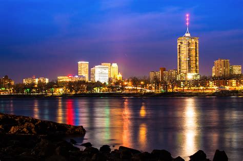 Riverside View Of Tulsa Oklahoma Skyline Photograph By Gregory Ballos