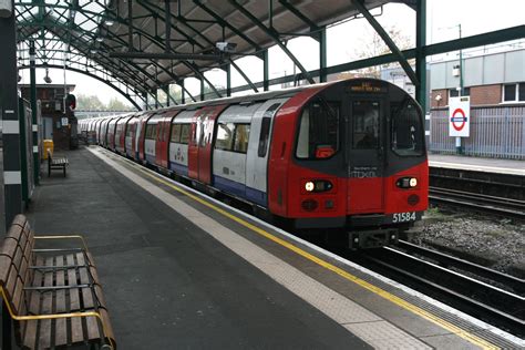 London Underground Northern Line 51584 Edgware 121111 Flickr