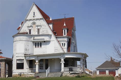 Historic Marshalltown Mansion Looking For Love News Sports Jobs
