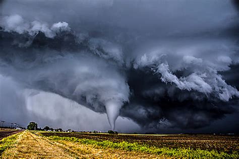 Tornadoes Do Scores Of Tornadoes Slamming Midwest Redefine Tornado