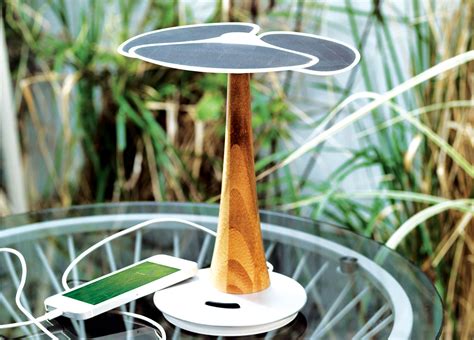 Solar Powered Gingko Tree Charges Smart Phones In 2 Hours Ginkgo Solar