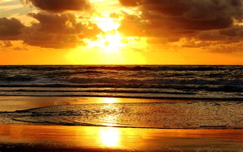 Nature Beaches Ocean Sea Waves Sky Clouds Sunrise Sunset