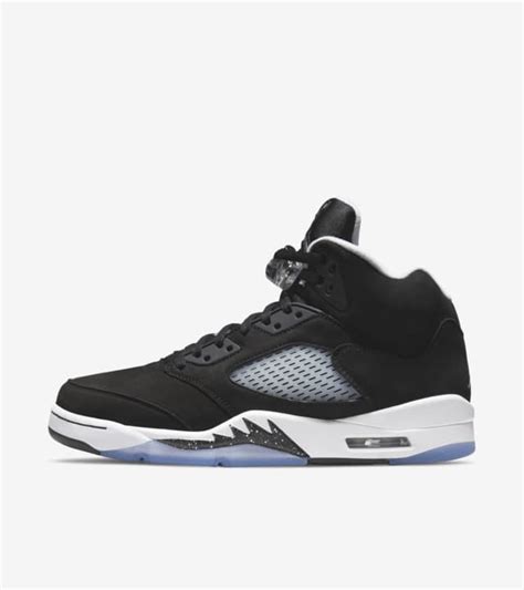 Air Jordan 5 Retro Moonlight Nike Snkrs Se