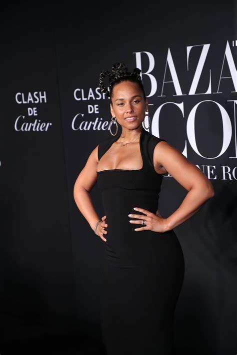 Alicia Keys Cleavage Thefappening