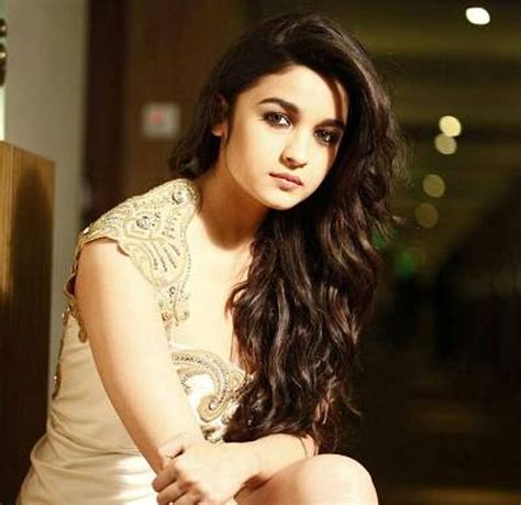 Whats The Real Story Behind Aibs Alia Bhatt Genius Of The Year Video
