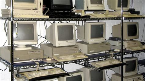 7 Amazing Vintage Computer Collections