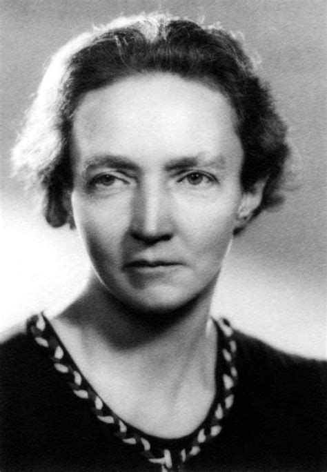Irena Joliot Curie I Jej Wyścig Do Nagrody Nobla Piękniejsza Strona Nauki
