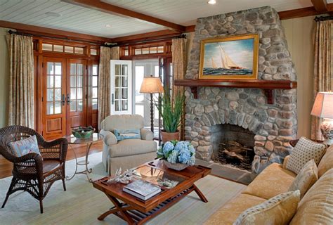 Small Shingle Beach Cottage Design - Home Bunch Interior Design Ideas