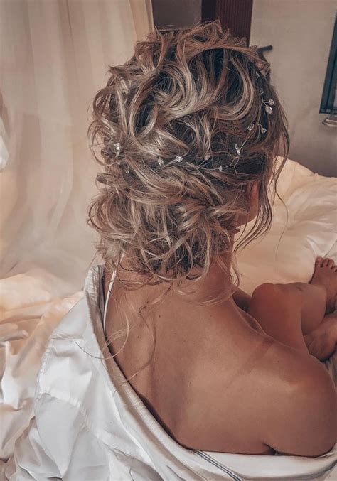 20 Trending Messy Wedding Updo Hairstyles Youll Love Hi Miss Puff