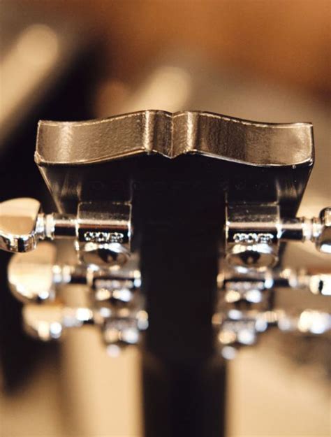 Gibson Les Paul Goddess Electric Guitar Rose Burst In Near Mint Condition LA Vintage