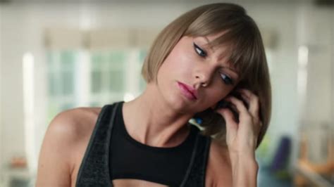 Taylor Swift Falls On Her Face For New Apple Ad Mashable