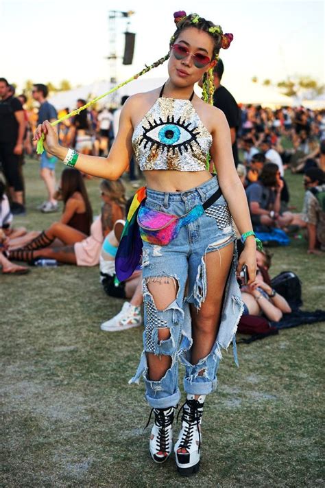 20 stunning coachella outfit ideas to try this year instaloverz