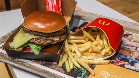 Germering Bayern McDonalds Will Essen Jetzt Auch Nach Hause Liefern