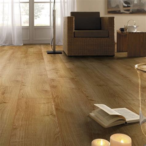 Laminate flooring is durable, resilient and competitively priced. Grant Oak Builders Choice 12mm Laminate Flooring 1 (With ...