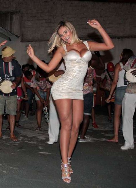 Andressa Urach Mostra Demais Em Ensaio Da Leandro De Itaquera