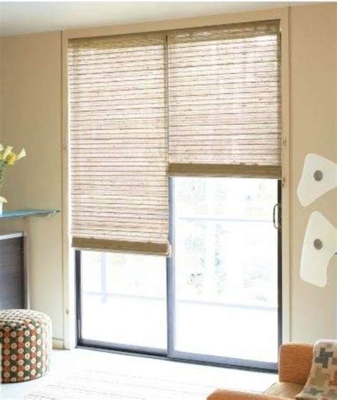 Offer versatility, sleek and contemporary look to your sliding glass door blinds ideas. Window Treatment Ways for Sliding Glass Doors - TheyDesign ...