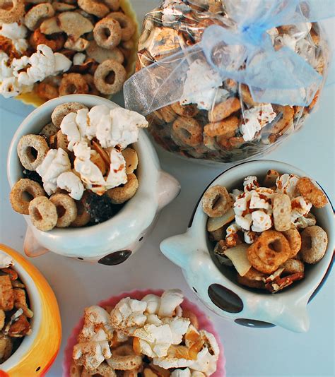 Simple Sweet Snack Mix For Kids | Healthy Ideas for Kids