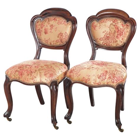 Fine Pair Of Antique Victorian Carved Mahogany Side Chairs For Sale At