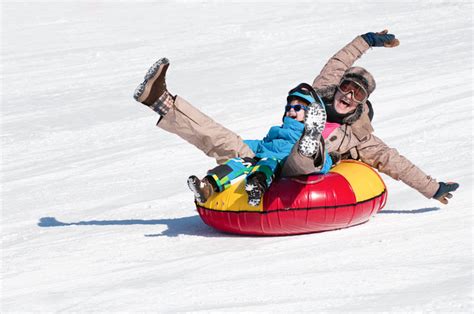 A Guide To Snow Tubing Near Minneapolis Discover The Cities