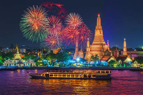 18 Best Places To Celebrate New Years Eve