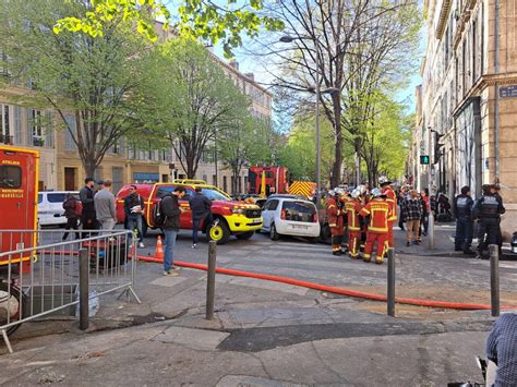 Effondrement d’un immeuble à Marseille  2 corps sans vie retrouvés
