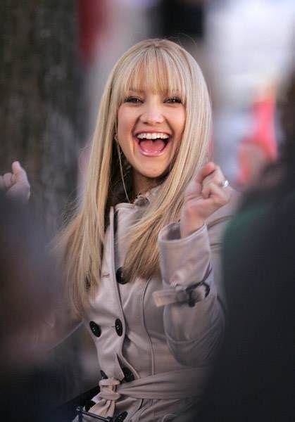 Check spelling or type a new query. I love the wig Kate Hudson wore in Bride Wars movie ...