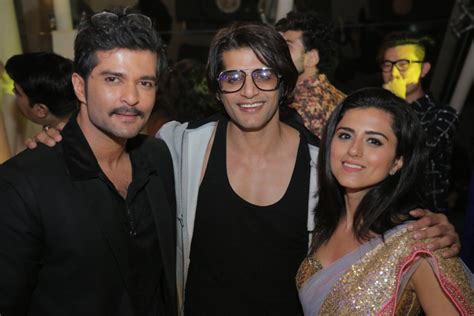 Raqesh Bapat And Riddhi Dogras Pre Diwali Bash Iwmbuzz