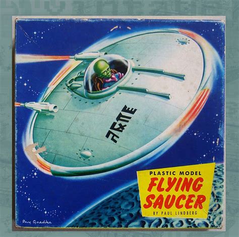 Vintage 1952 Lindberg Flying Saucer Plastic Model Kits Flying Saucer